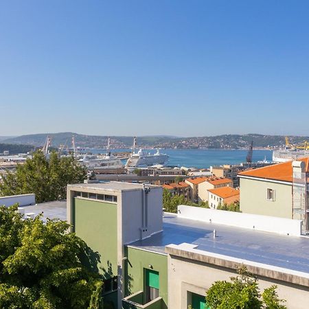 Apartamento The Black Swan Trieste Exterior foto
