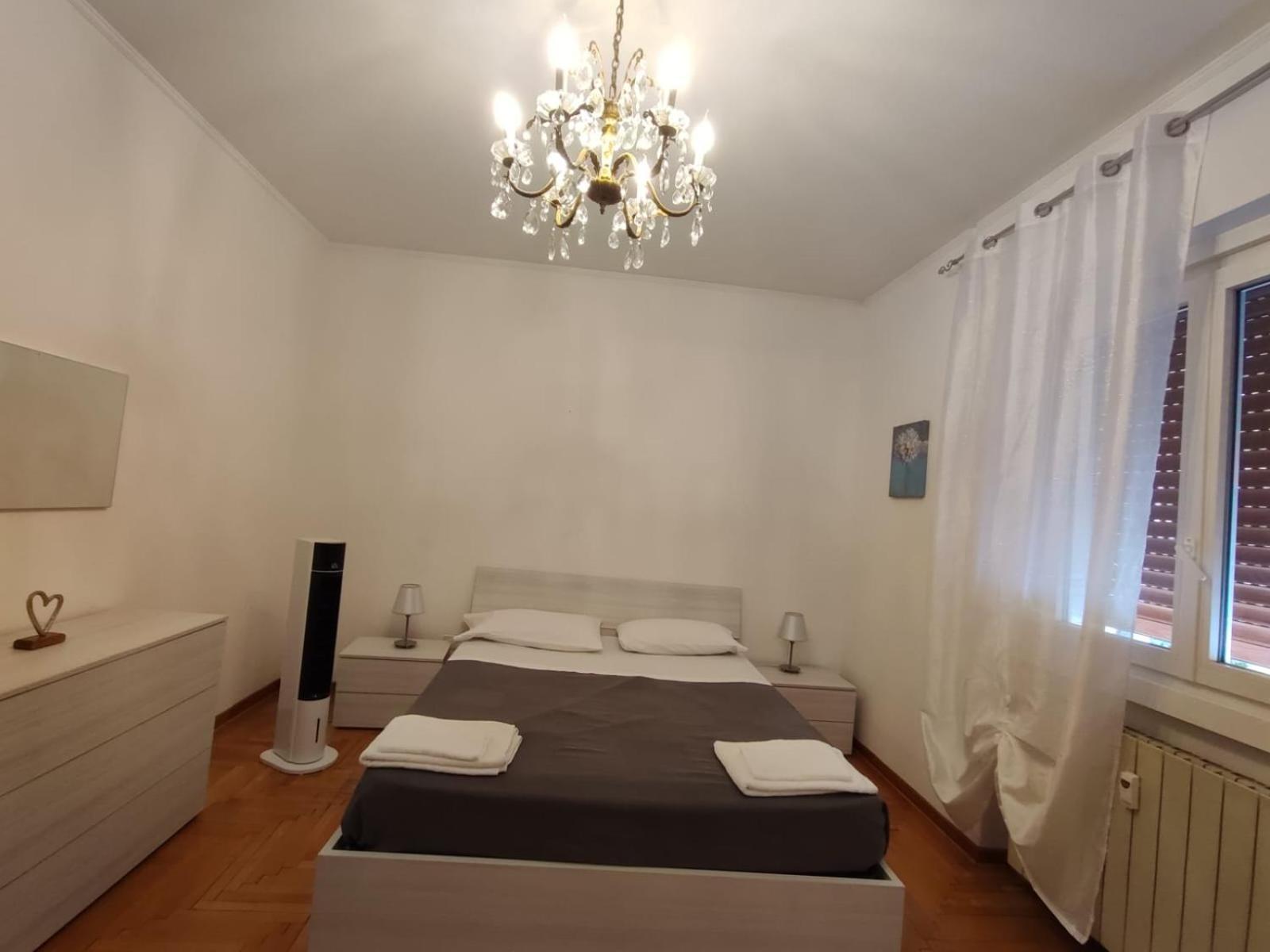 Apartamento The Black Swan Trieste Exterior foto